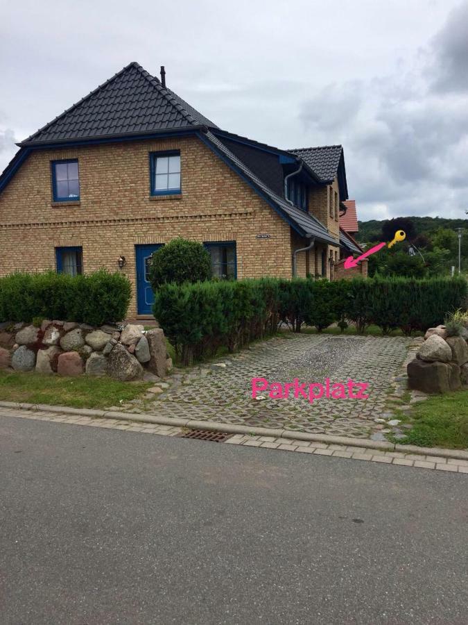 Ferienwohnung "Alter Gutshof" Huehnergott Sellin (Rugen) Exterior foto